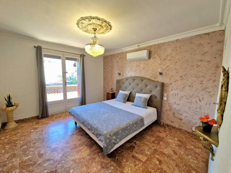 Villa Marseille Dans Les Hauteurs Luaran gambar